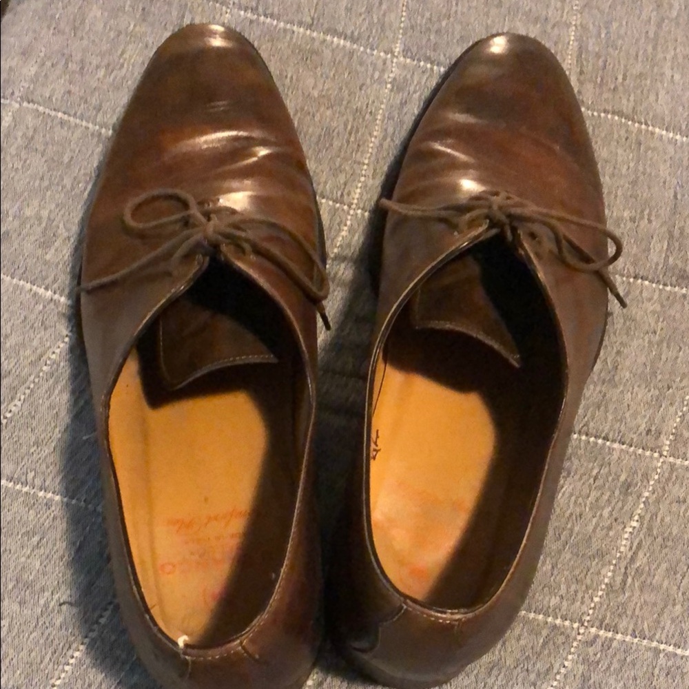 Classic Brown Leather Oxfords with Rounded Toe